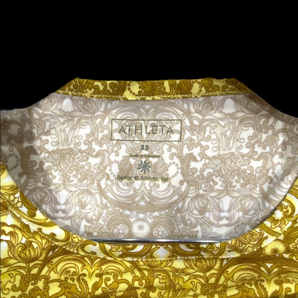 Athleta sleeveless tank - Picture 3 of 3